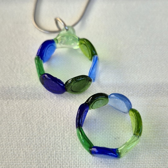 Mavi Yeşil Tonlarında Halka Kolye - Görsel 7